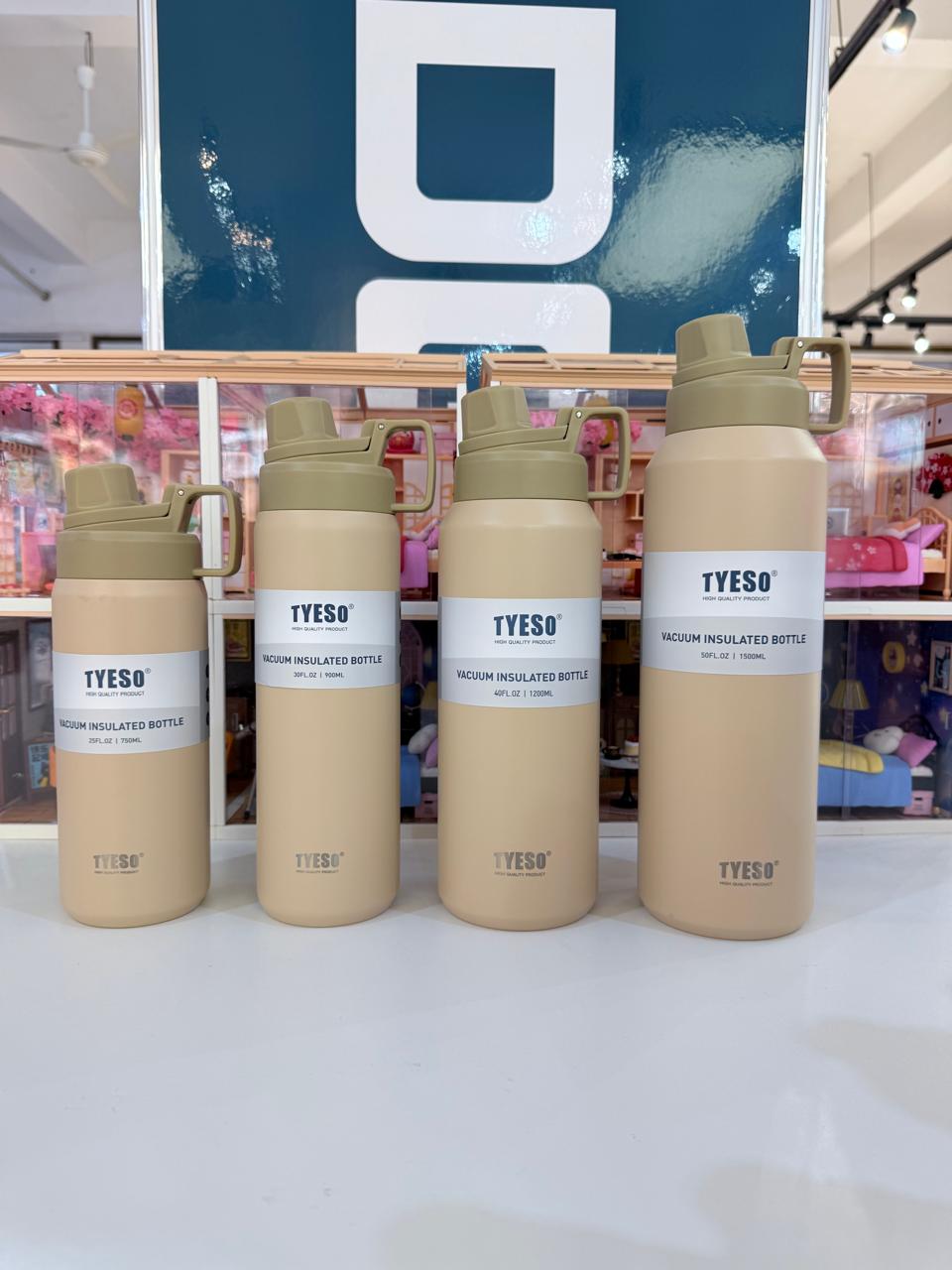 Tyeso 1500 - Vacuum Insulated Matte Bottle