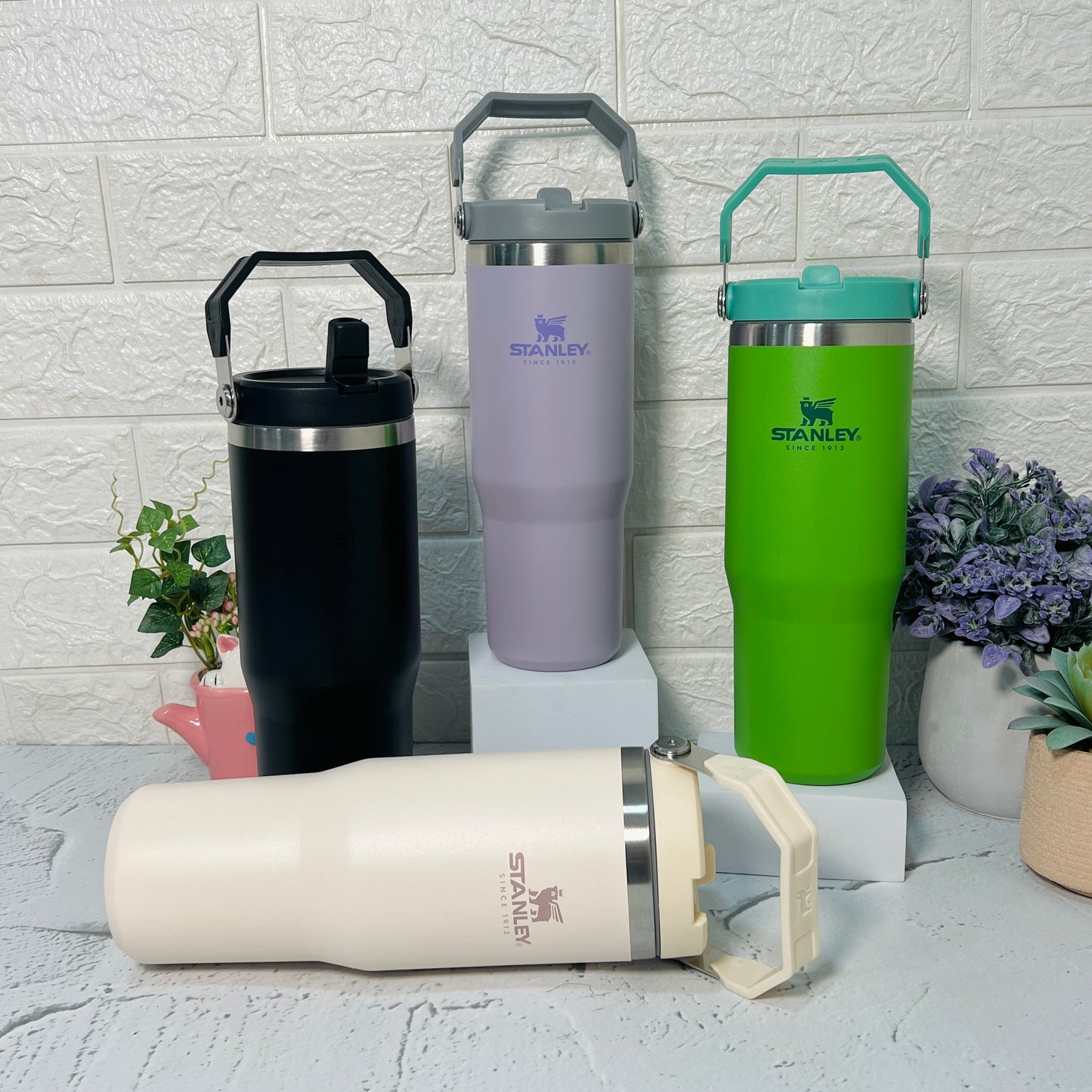 Stanley IceFlow Flip Straw Tumbler