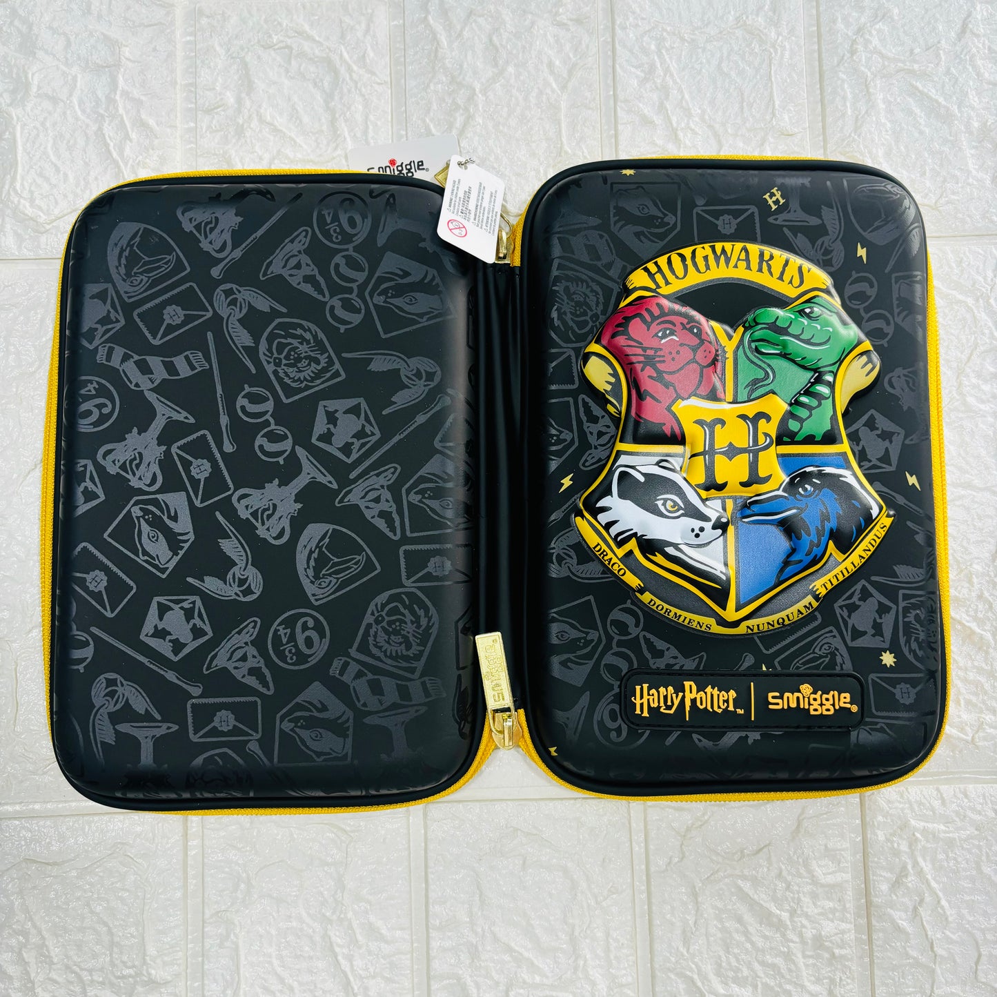Smiggle - Big Limitless Hardtop Pencil Case
