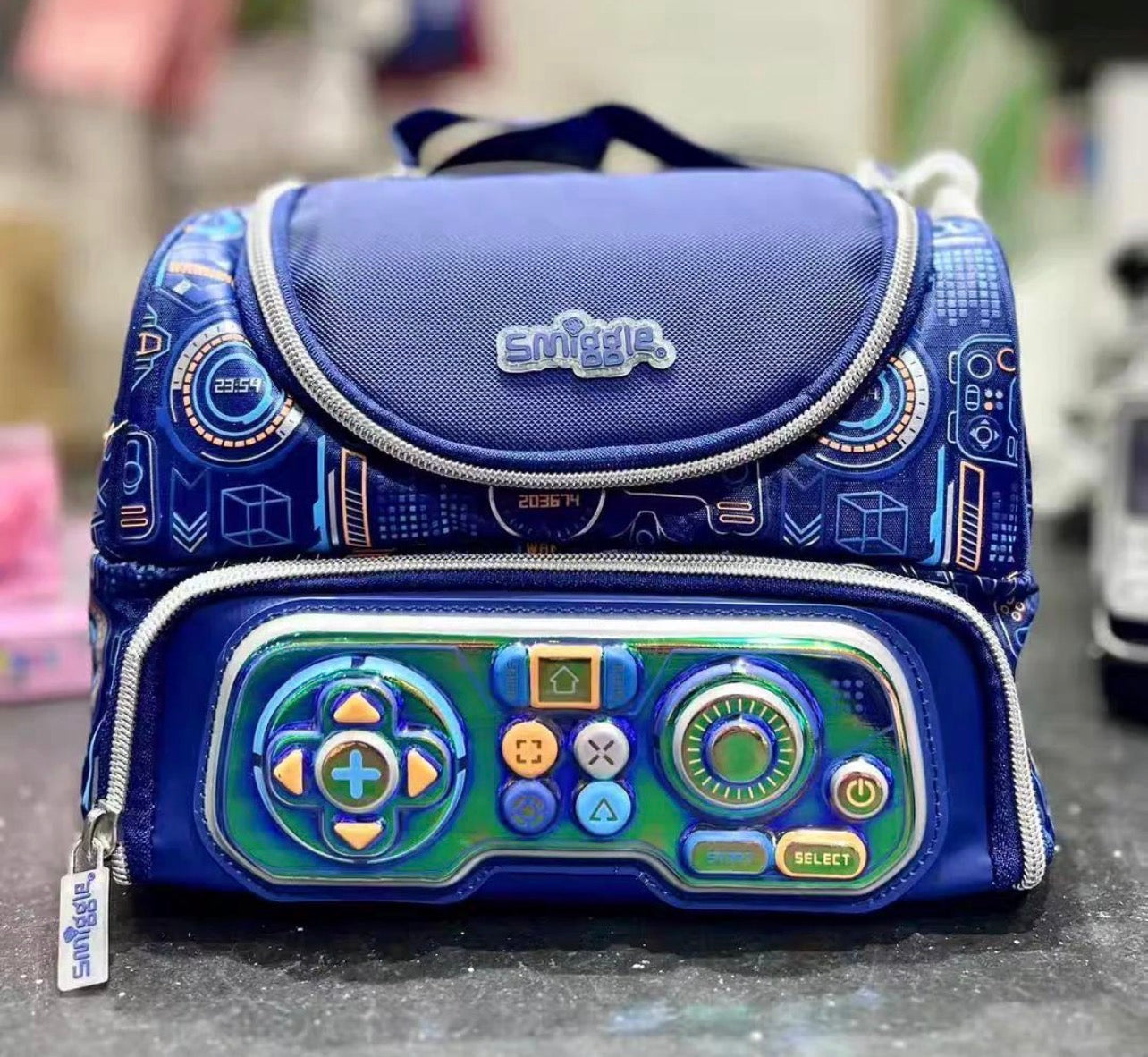 Smiggle’s Double Decker Lunch Bags