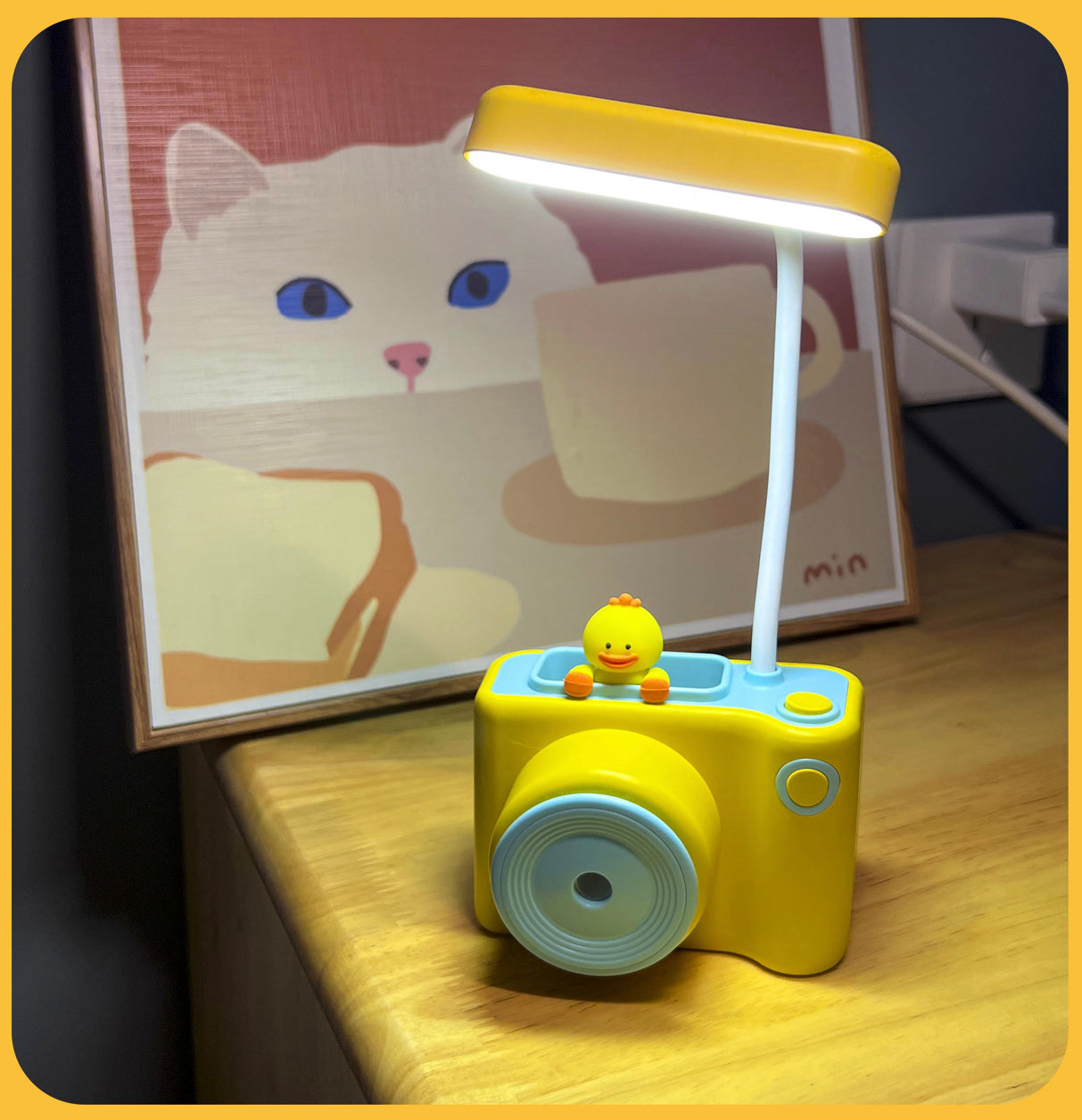 Camera Shaped Table Lamps