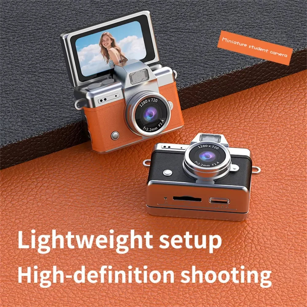 LK027 - Retro Flip Mini Camera
