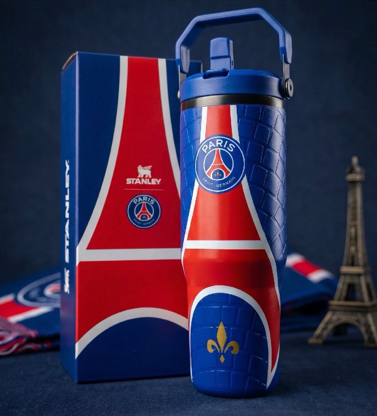 Stanley 1913 x Paris Saint-Germain IceFlow™ Flip Straw Tumbler | 30oz