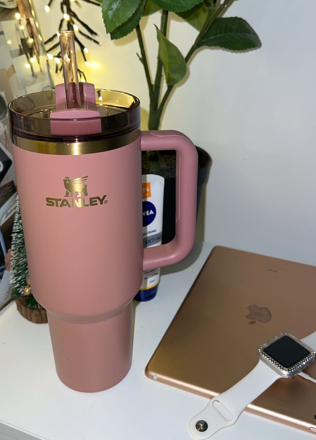 Stanley Antique Pink - Quencher® H2.0 FlowState™ Tumbler | 1.18L