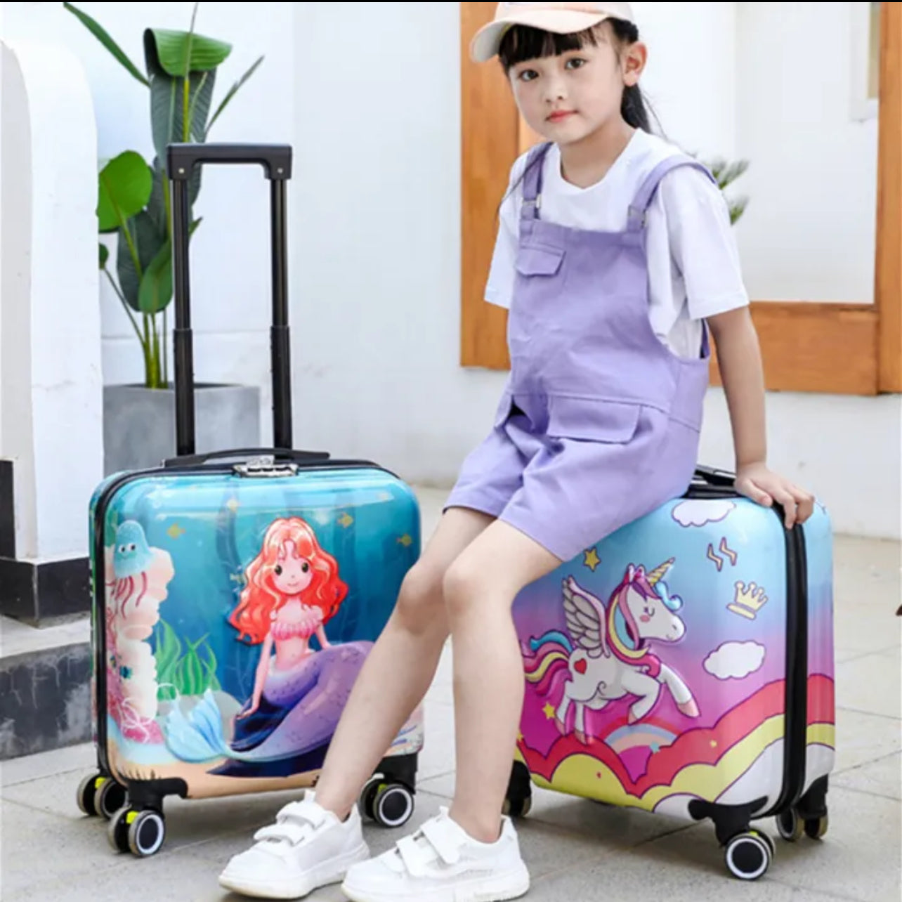 Amazon.com | DNYSYSJ 20 Inch Children's Ride On Trolley , Portable  Universal Wheel , Carry On Luggage, Waterproof Unisex Boys Girls Travel  Suitcase With Lock, ABS+PC (Blue) | Kids' Luggage