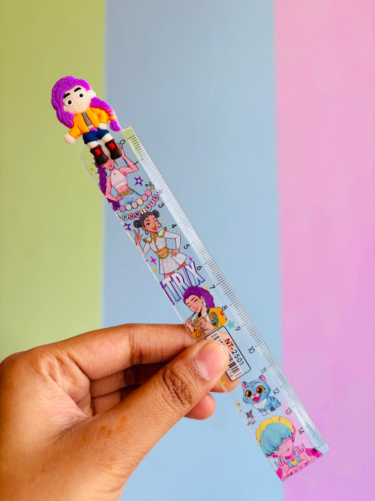 K-Pop - 15cm Scale