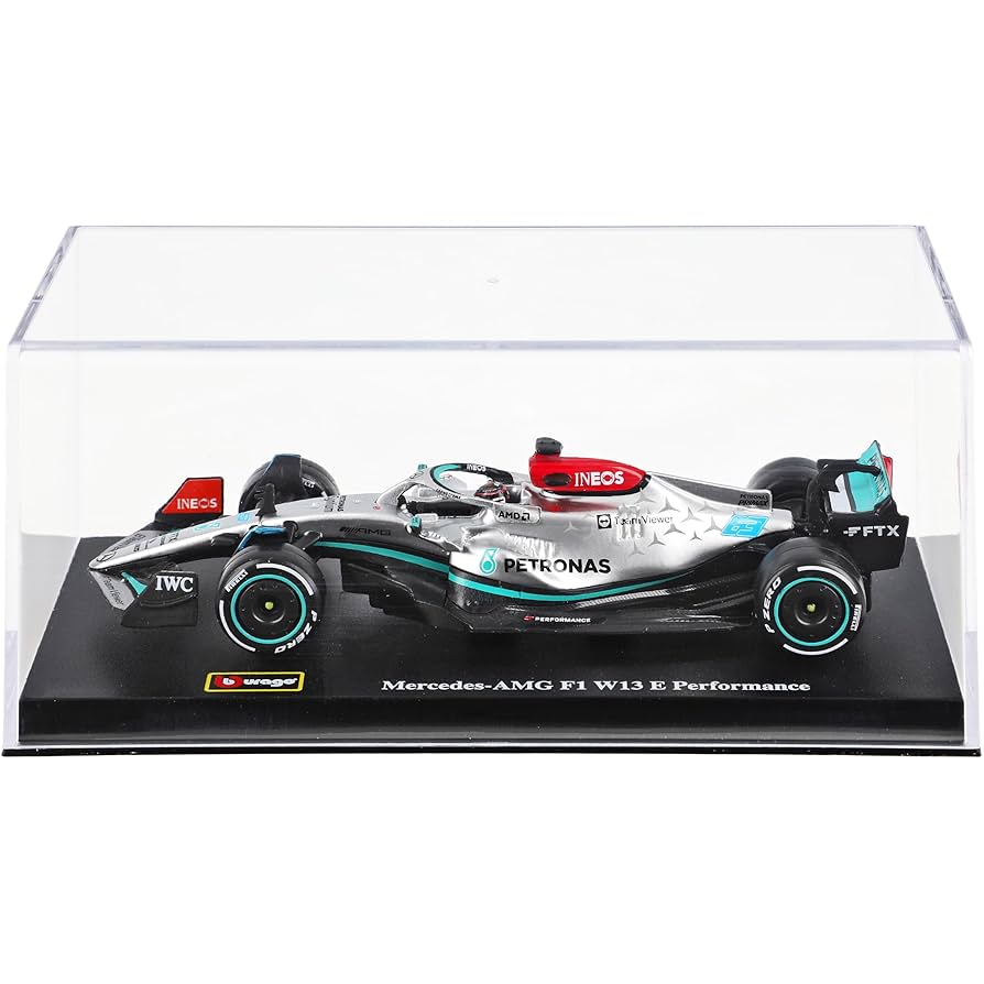 Bburago - F1 Mercedes Benz W13 | Scale Car Luxury Diecast