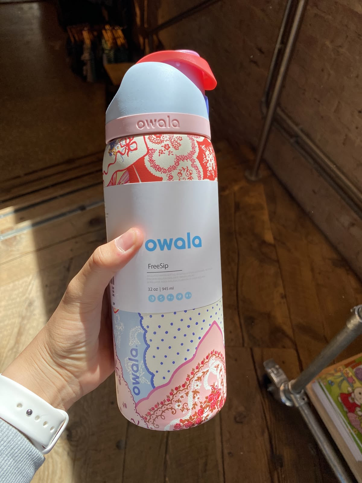 Owala FreeSip - Hankie