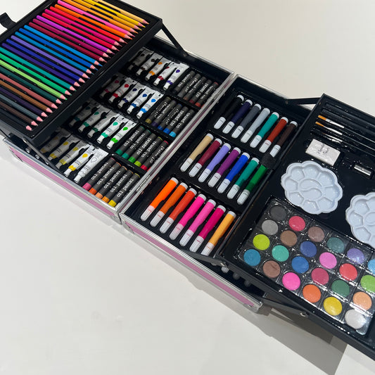 K-Pop Huntrex - 145pcs Colouring Trunk