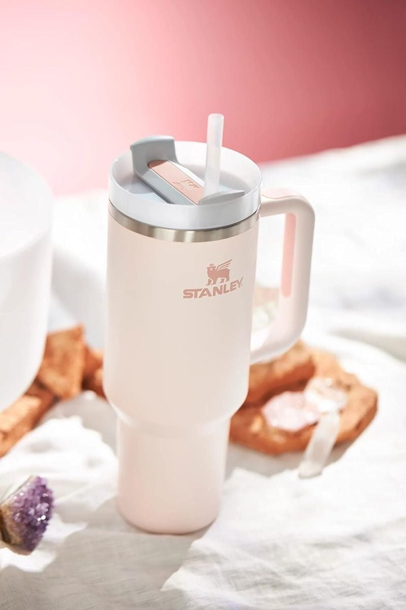 Stanley Rose Quartz - Quencher® H2.0 FlowState™ Tumbler | 1.18L