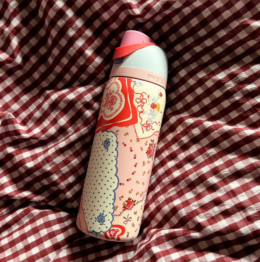 Owala FreeSip - Hankie
