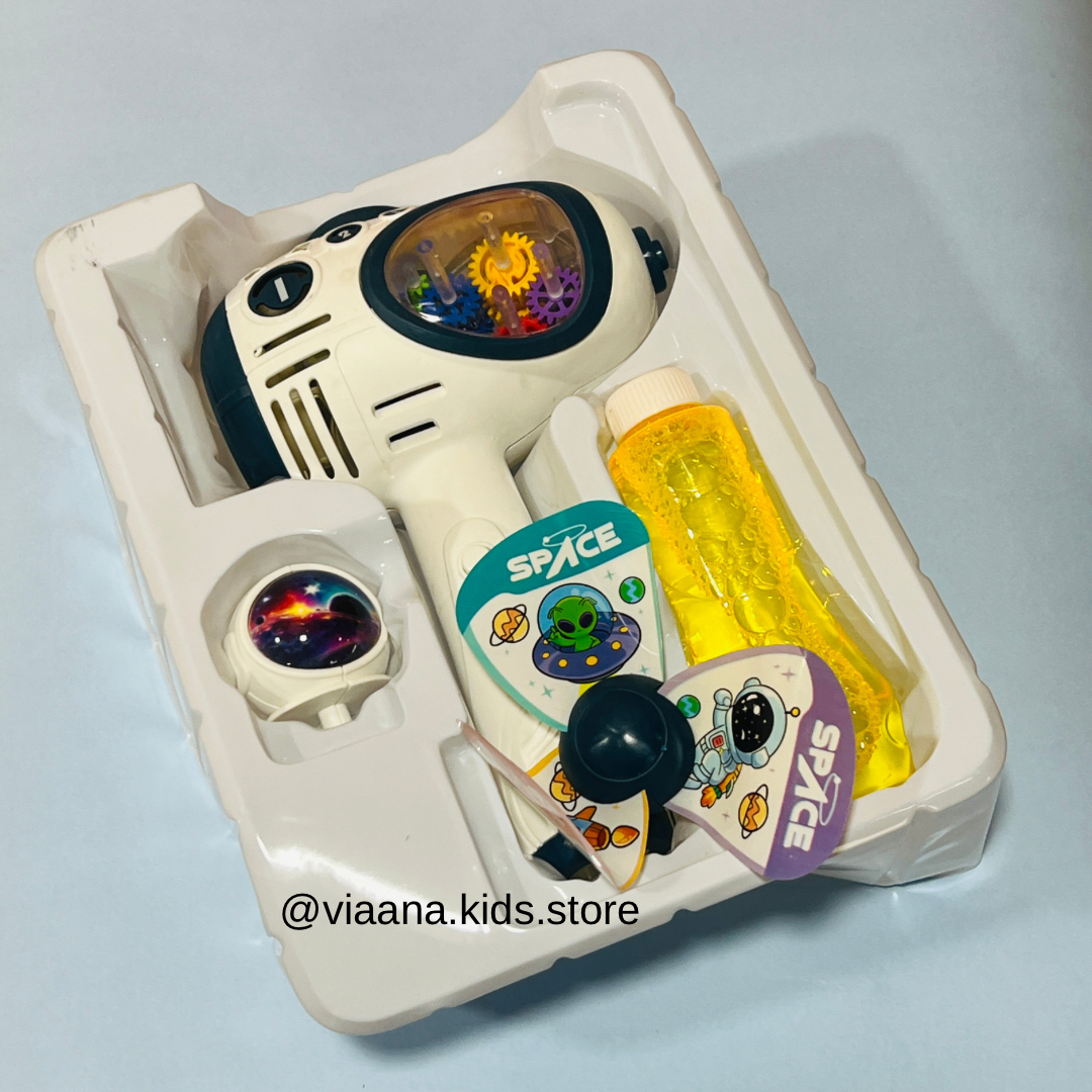 Space Bubble Blower - Cute Summer Toy for Kids