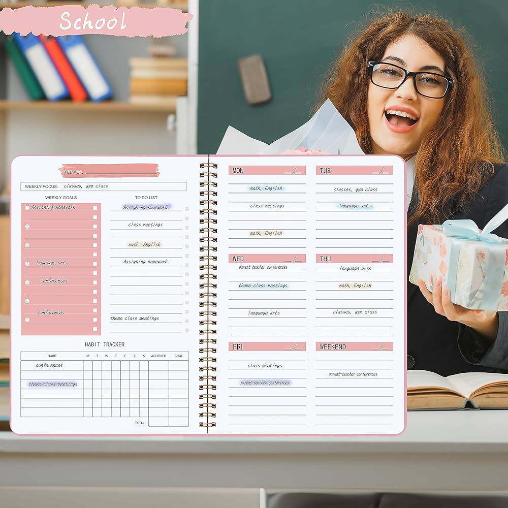 Weekly Planner - Undated Yearly Planning Book
